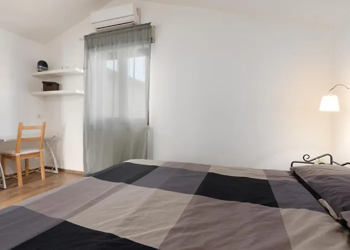 Beautiful Casa Noemi With Pool In Porec